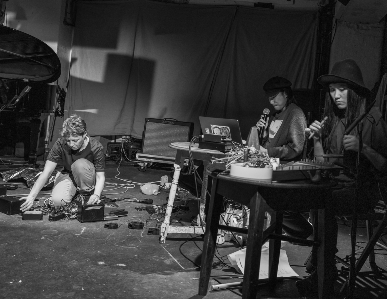 英國 Cafe Oto「狀聲詞聲音詩」表演暨法國巴黎「狀聲詞的家屋」表演製作案｜楊雨樵｜國藝會補助成果檔案庫
